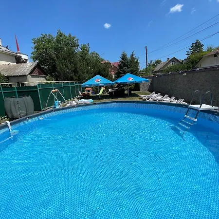 13-я станция фонтана дом с бассейном Hébergement de vacances