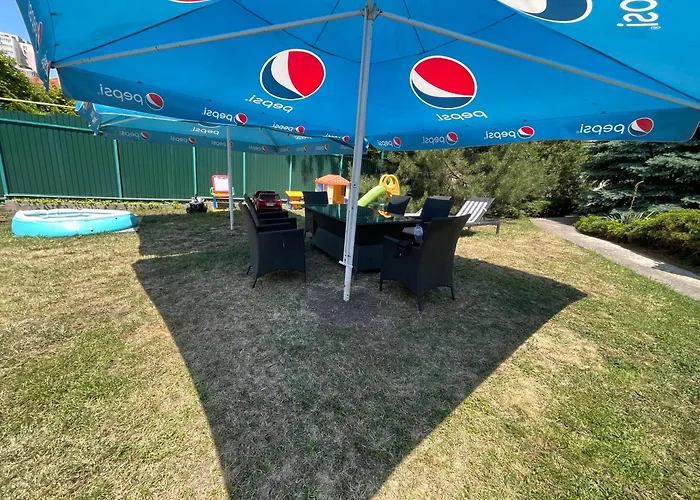 Ferienhaus 13-я станция фонтана дом с бассейном Odessa